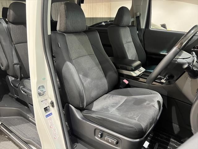 VELLFIRE HYBRID 4WD