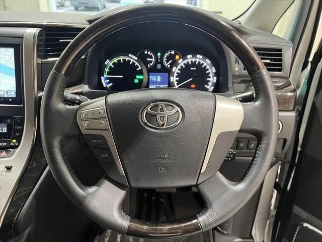 VELLFIRE HYBRID 4WD