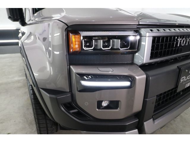 LANDCRUISER 250