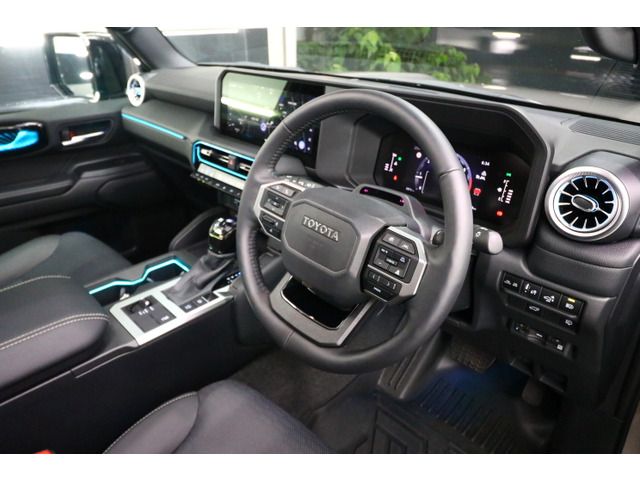 LANDCRUISER 250