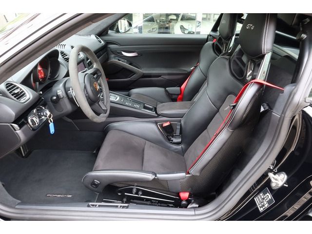 PORSCHE 718CAYMAN