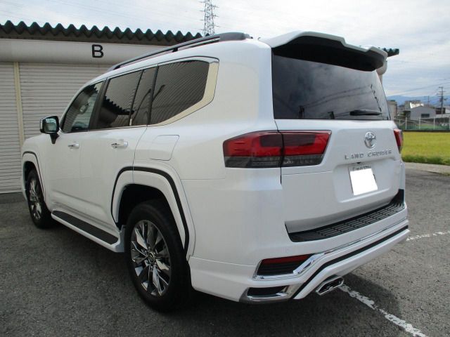 LANDCRUISER wagon