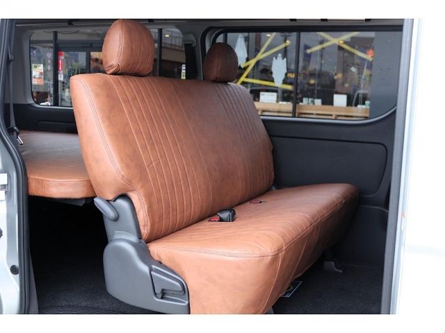 HIACE van 4WD