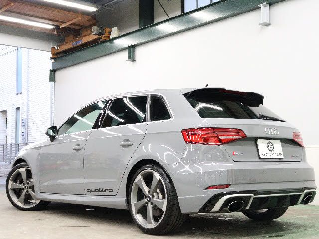 AUDI RS3 SPORTBACK