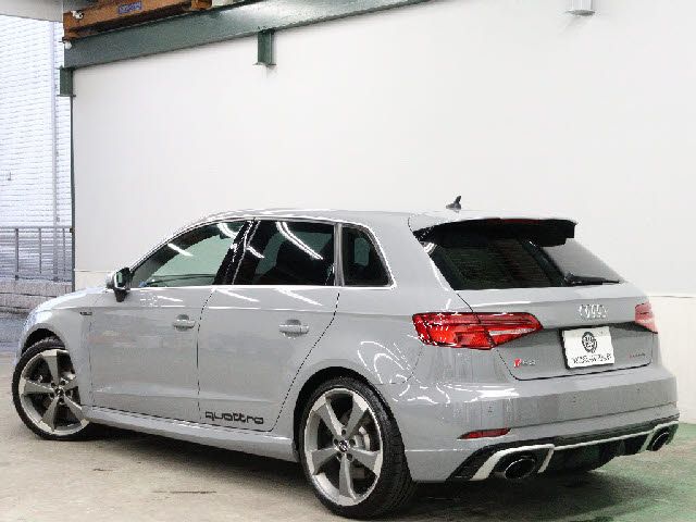 AUDI RS3 SPORTBACK