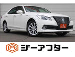 CROWN sedan hybrid 4WD