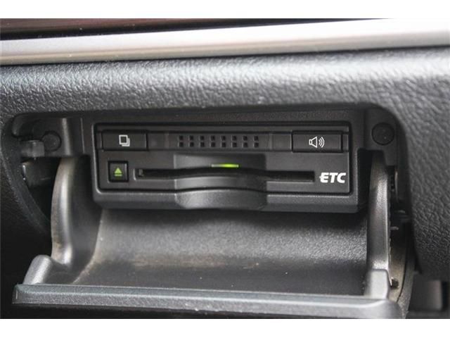 CROWN sedan hybrid 4WD