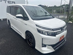 VOXY HYBRID