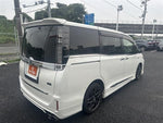 VOXY HYBRID
