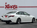 CROWN sedan hybrid