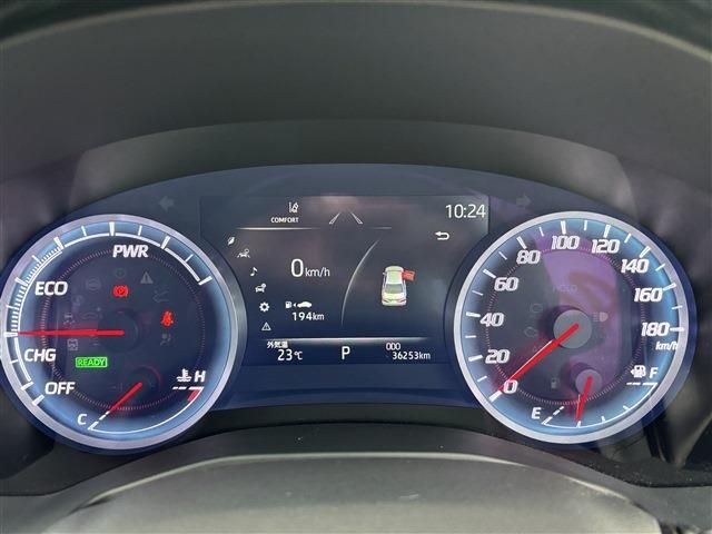 CROWN sedan hybrid