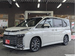 VOXY HYBRID