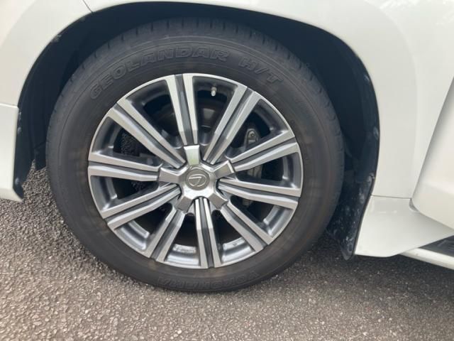 LEXUS LX570 AWD