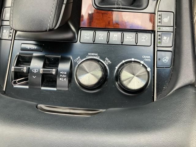 LEXUS LX570 AWD