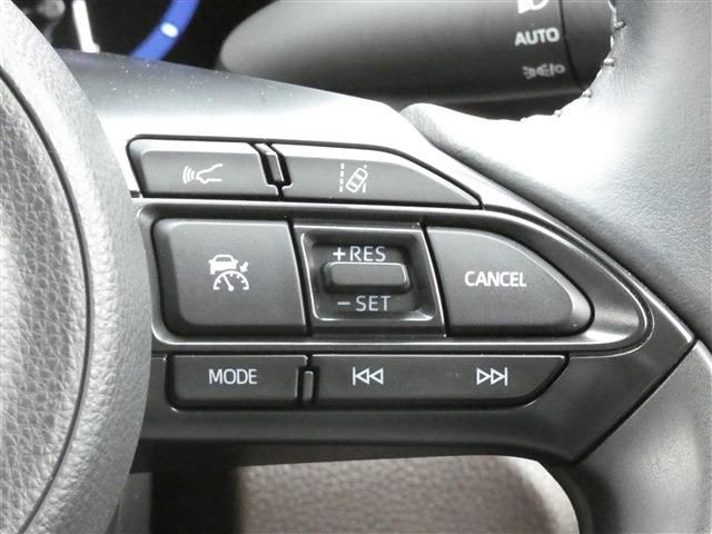 YARIS CROSS HYBRID
