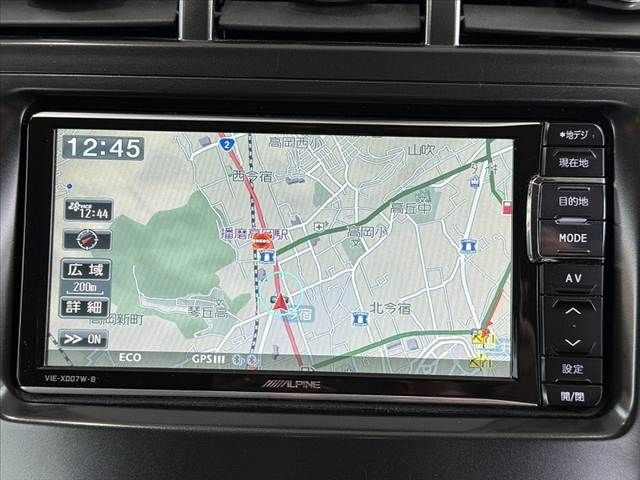 PRIUS Alpha