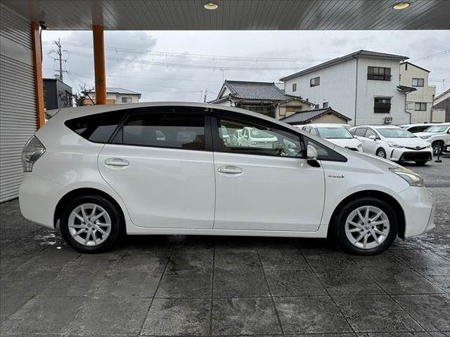 PRIUS Alpha