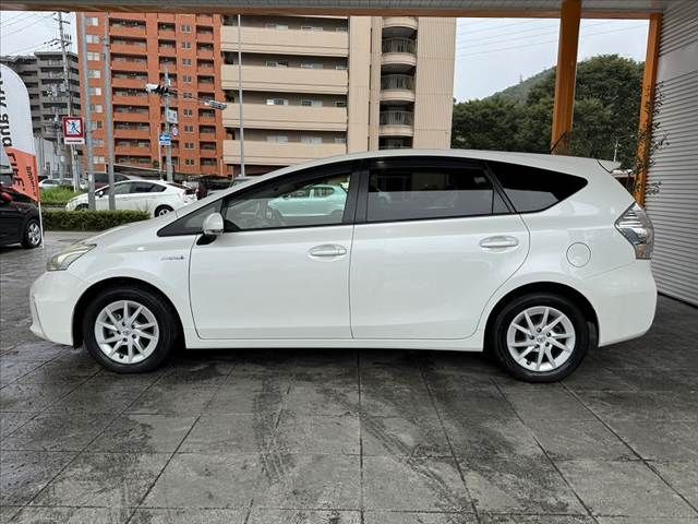 PRIUS Alpha