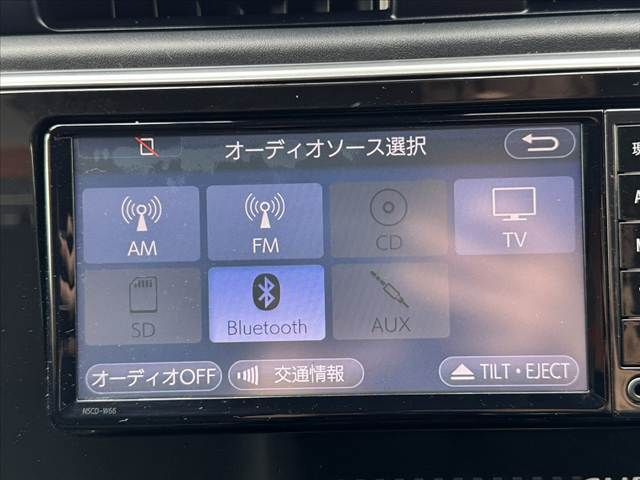 AURIS HYBRID
