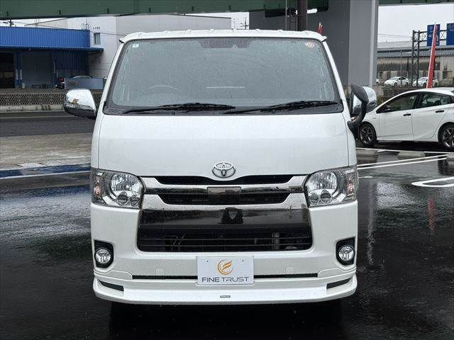 HIACE van 2WD