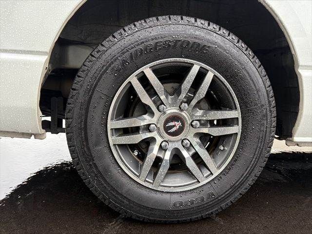 HIACE van 2WD