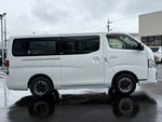 CARAVAN van 4WD