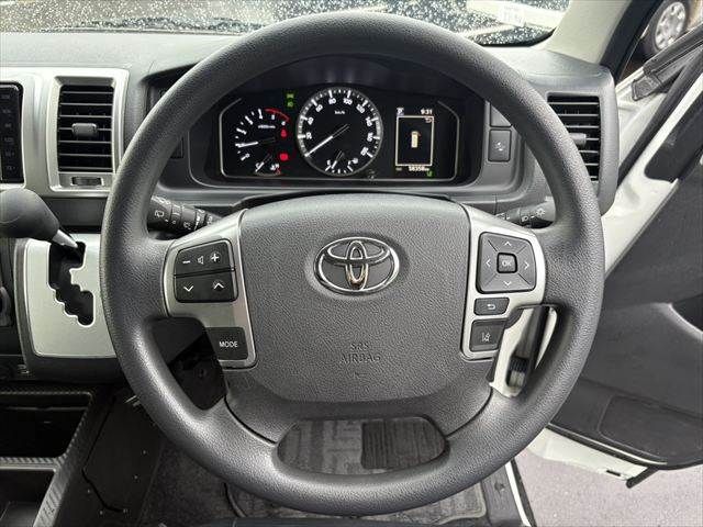 HIACE van 4WD
