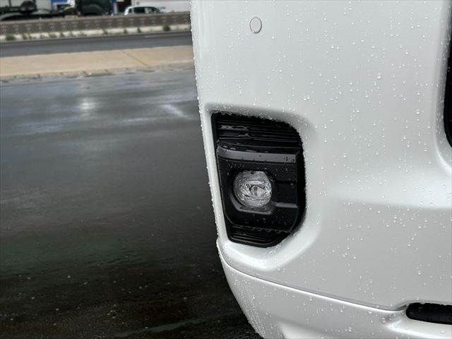 HIACE van 4WD