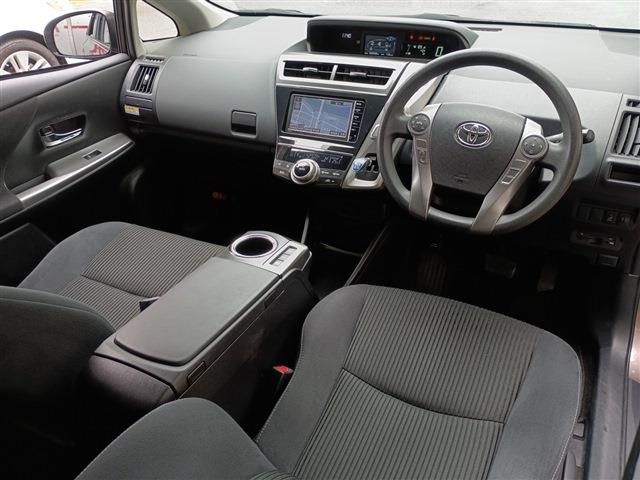 PRIUS Alpha