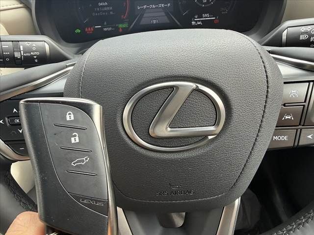 LEXUS LBX