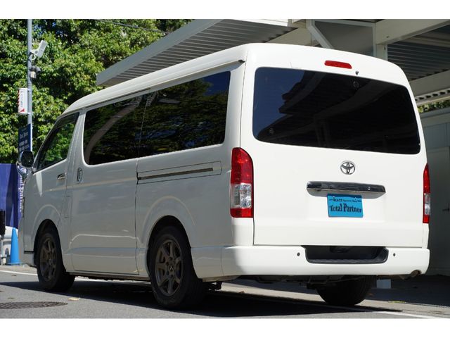 REGIUSACE van 4WD