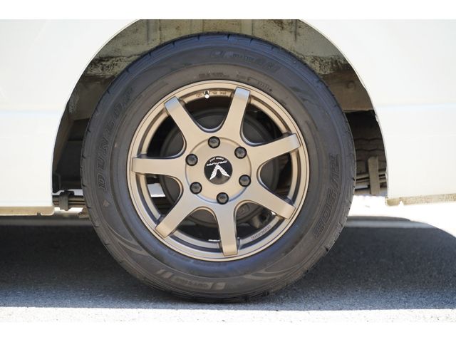 REGIUSACE van 4WD
