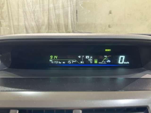 PRIUS Alpha