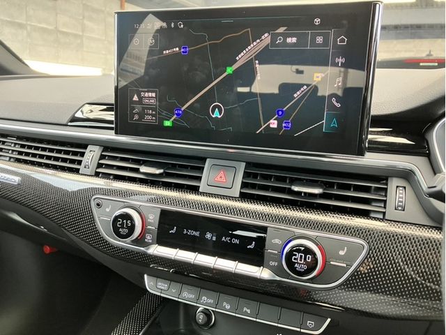 AUDI S4 AVANT