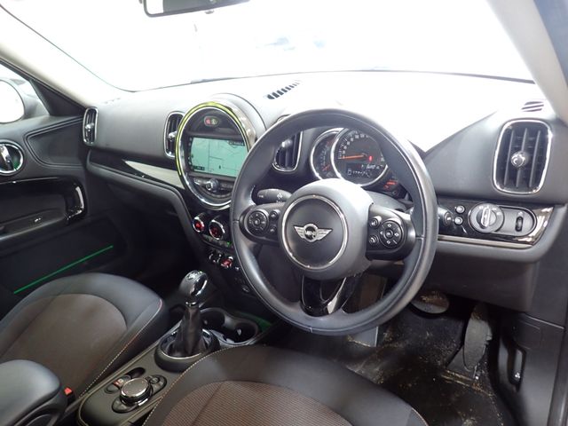 BMW MINI COOPER D CROSSOVER