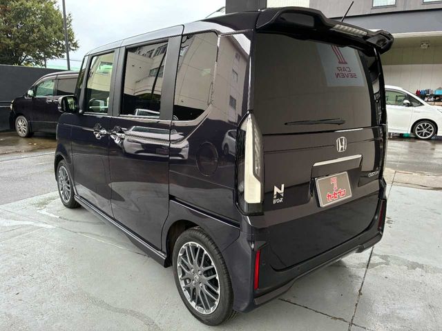 N BOX CUSTOM