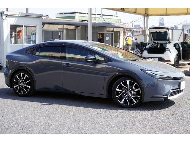 PRIUS PHV