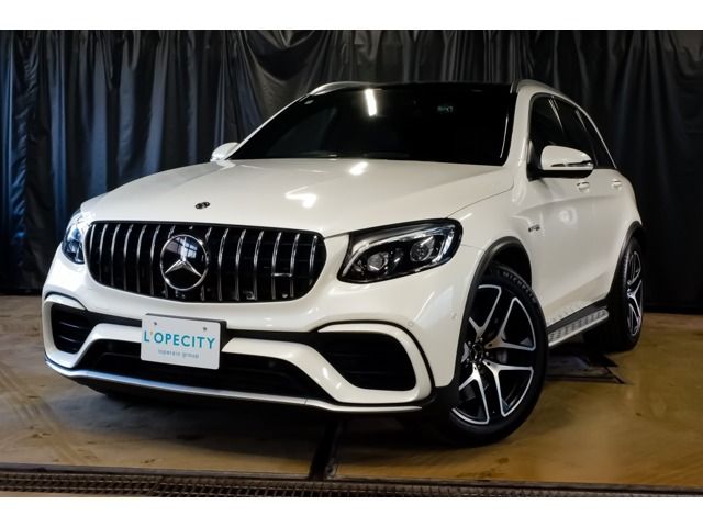 MERCEDES AMG GLCclass