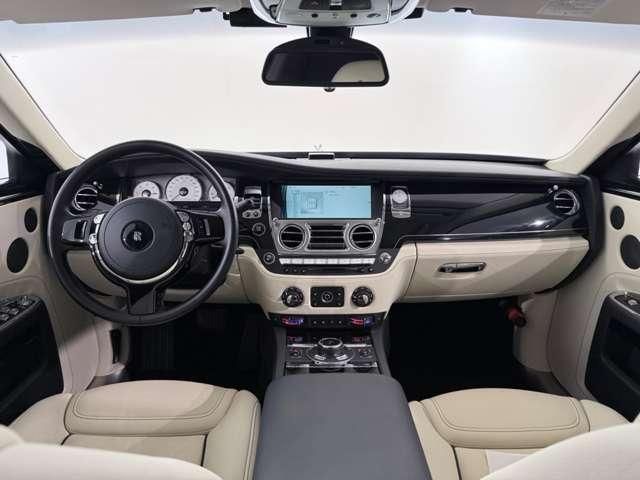 ROLLS-ROYCE
