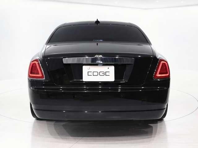 ROLLS-ROYCE