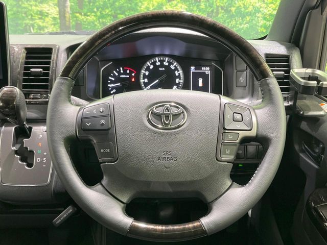 HIACE van 2WD