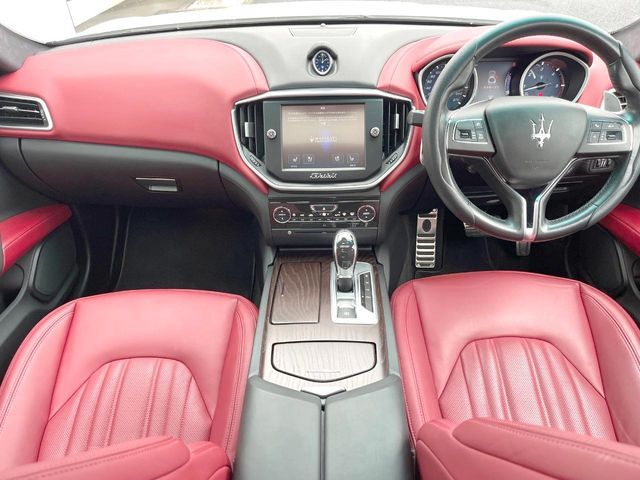 MASERATI GHIBLI Sedan