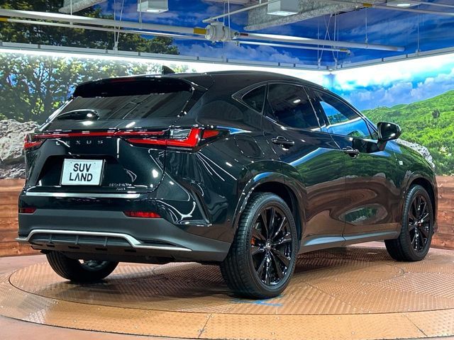 LEXUS NX450h+ AWD