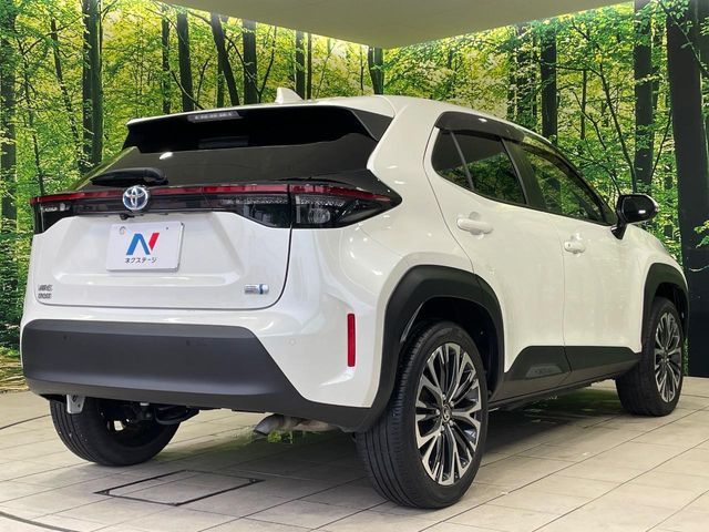 YARIS CROSS HYBRID
