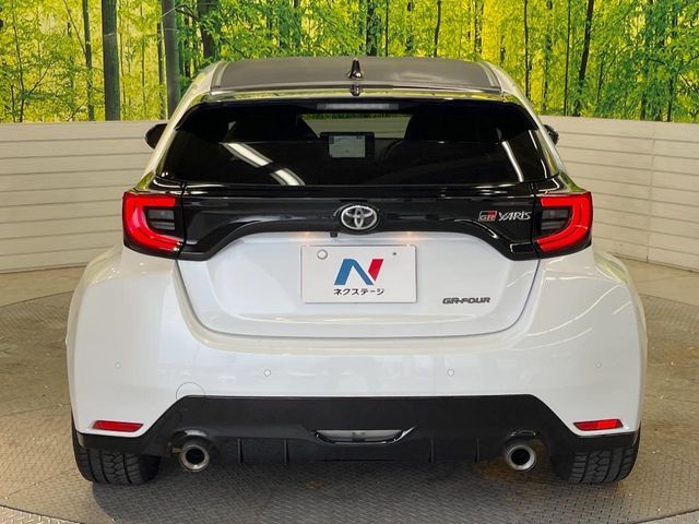 GR YARIS