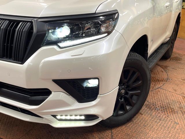 LANDCRUISER PRADO