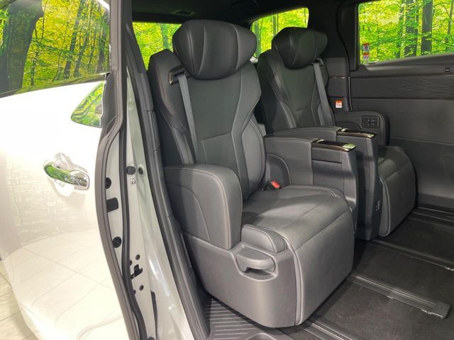 ALPHARD hybrid
