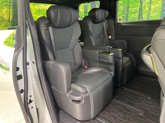 ALPHARD hybrid