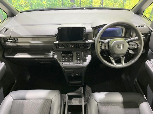 STEPWAGON e:HEV SPADA
