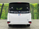 VOXY HYBRID 4WD